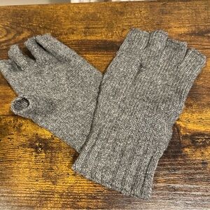 Banana Republic Fingerless Gloves
